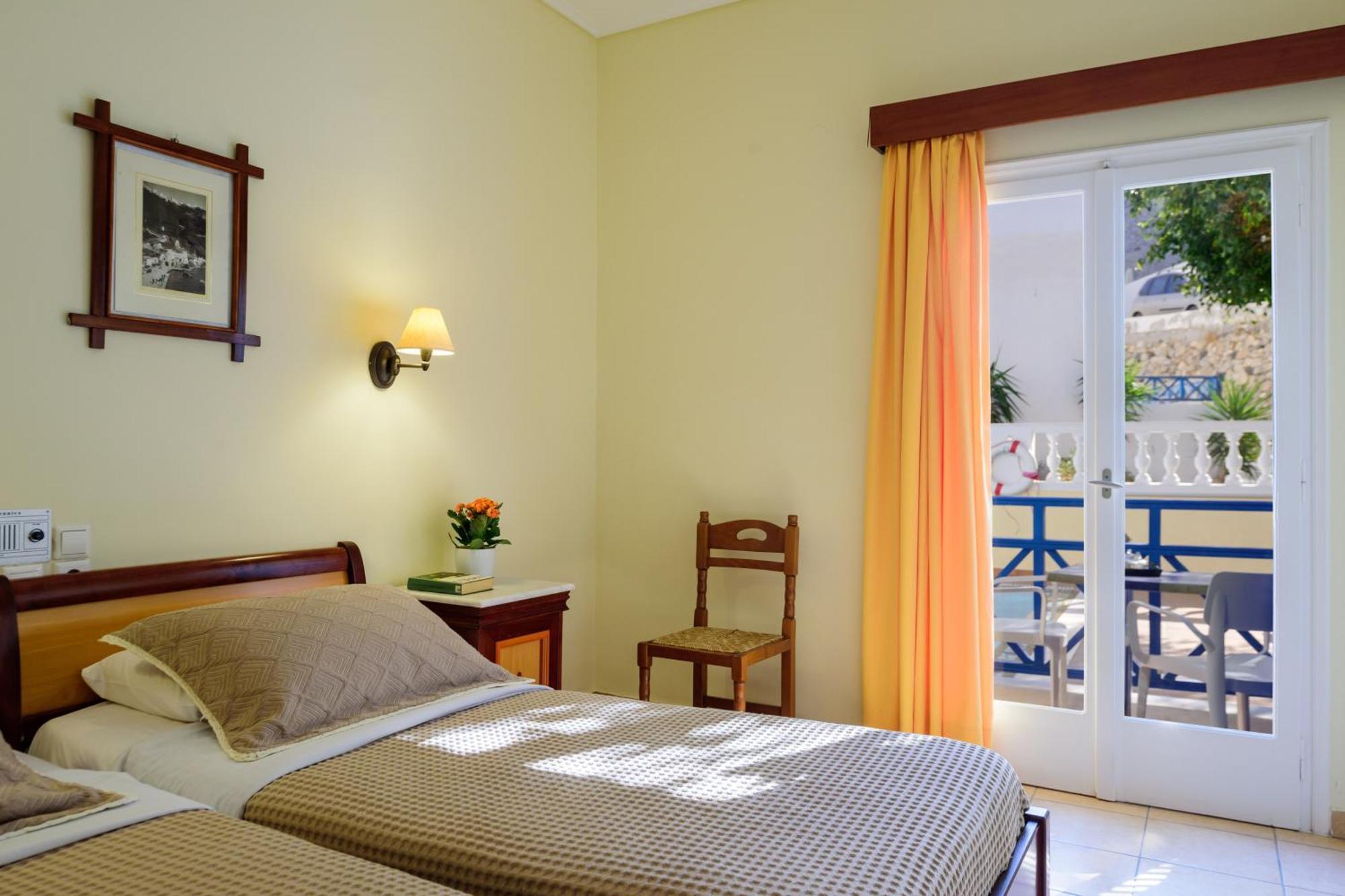 Karidis Hotel Kamári Dış mekan fotoğraf