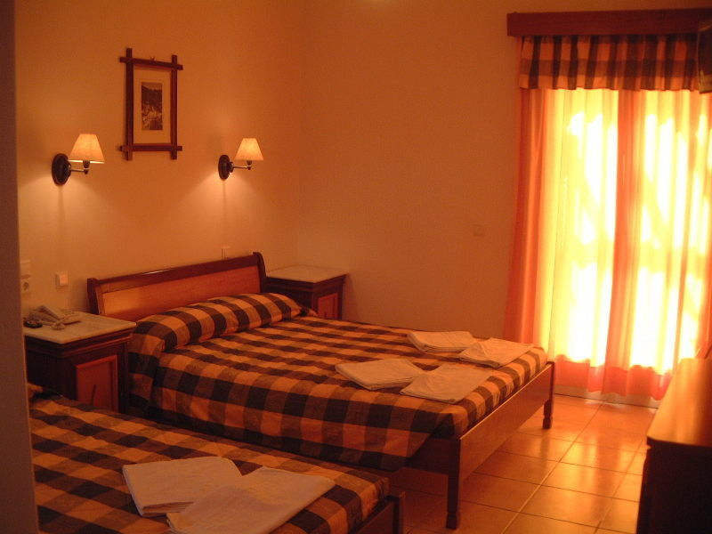 Karidis Hotel Kamári Dış mekan fotoğraf