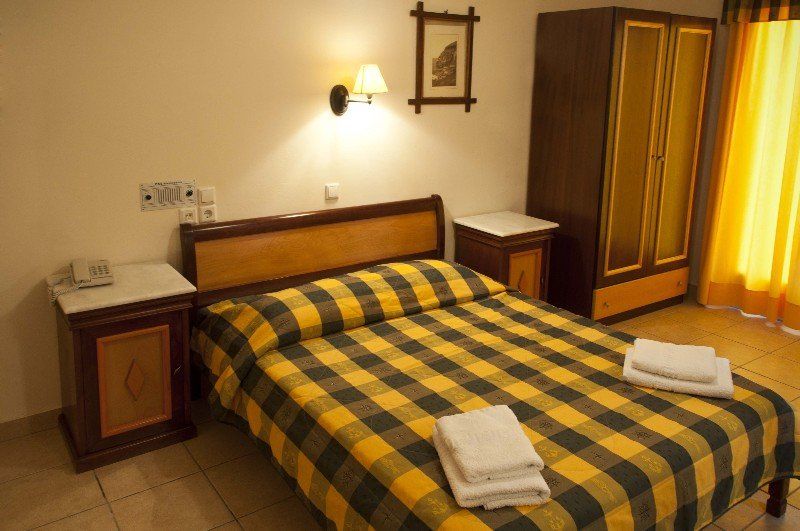 Karidis Hotel Kamári Dış mekan fotoğraf